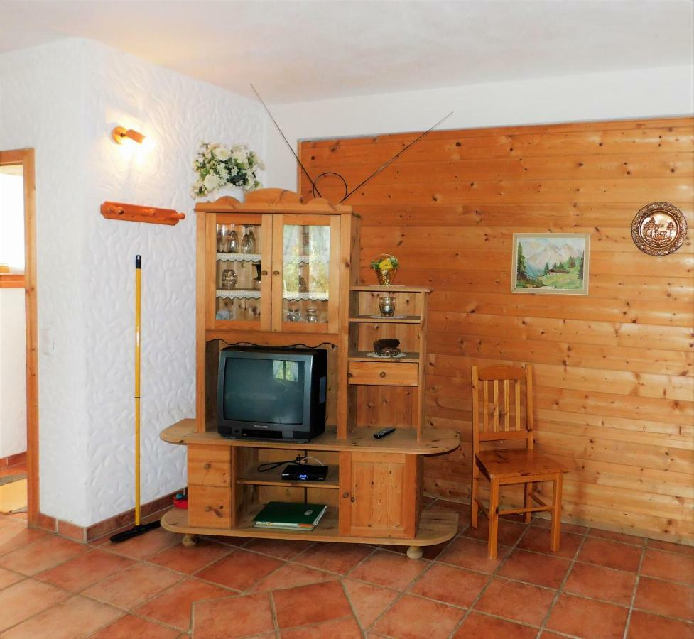 Blockhaus-Ferienpark Eisenschmitt エクステリア 写真